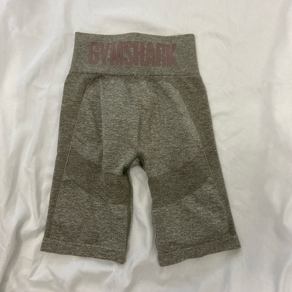 SOLD Gymshark shorts XS - Picture 3 of 3
